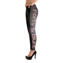 Load image into Gallery viewer, Gator Print Leggings